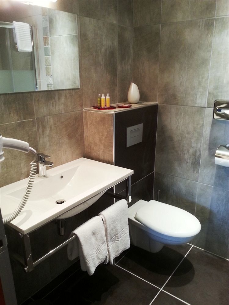 Cit'Hotel La Residence น็องซี ภายนอก รูปภาพ